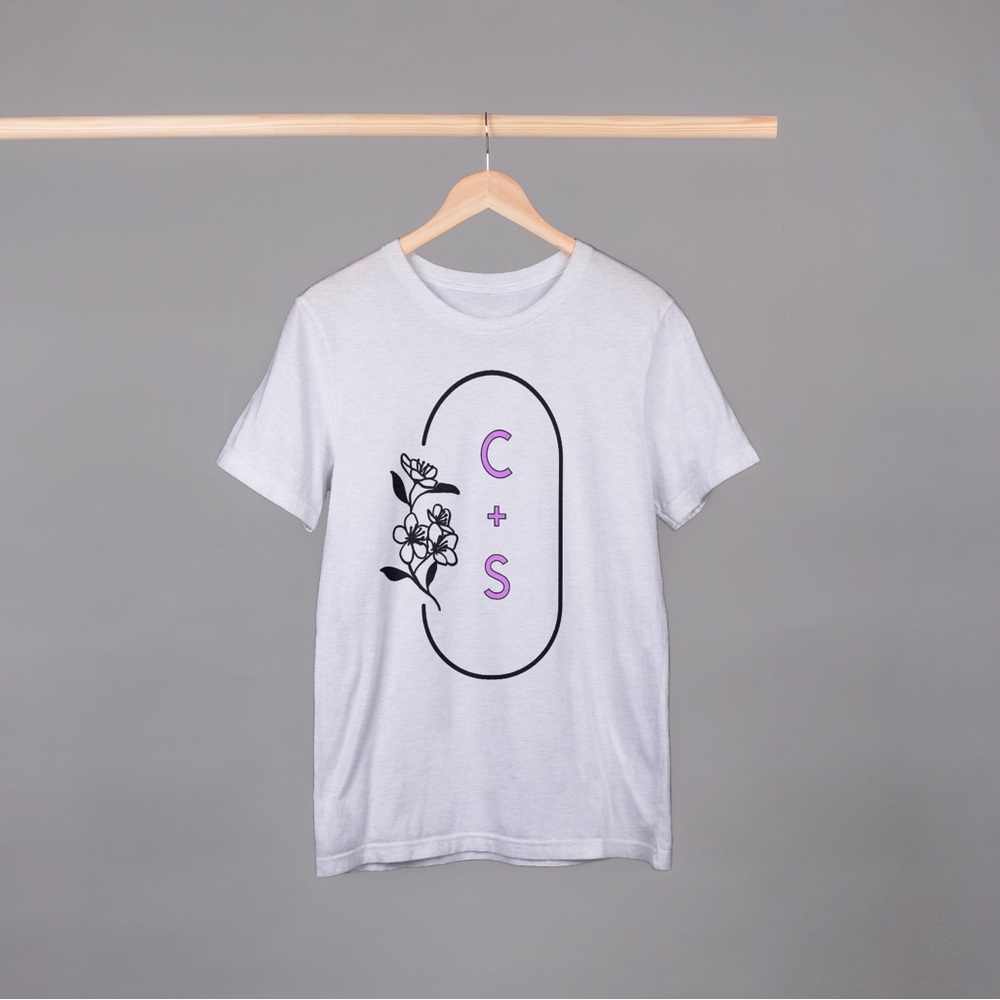 Caroline & Stefan T-Shirt 💒